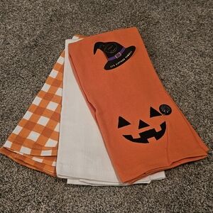 Halloween Themed Kitchen Towels Set Of 3 Orange & White